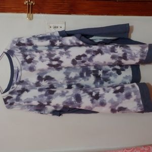 Simply Vera by Vera Wang grey and white tunic shirt in Size L